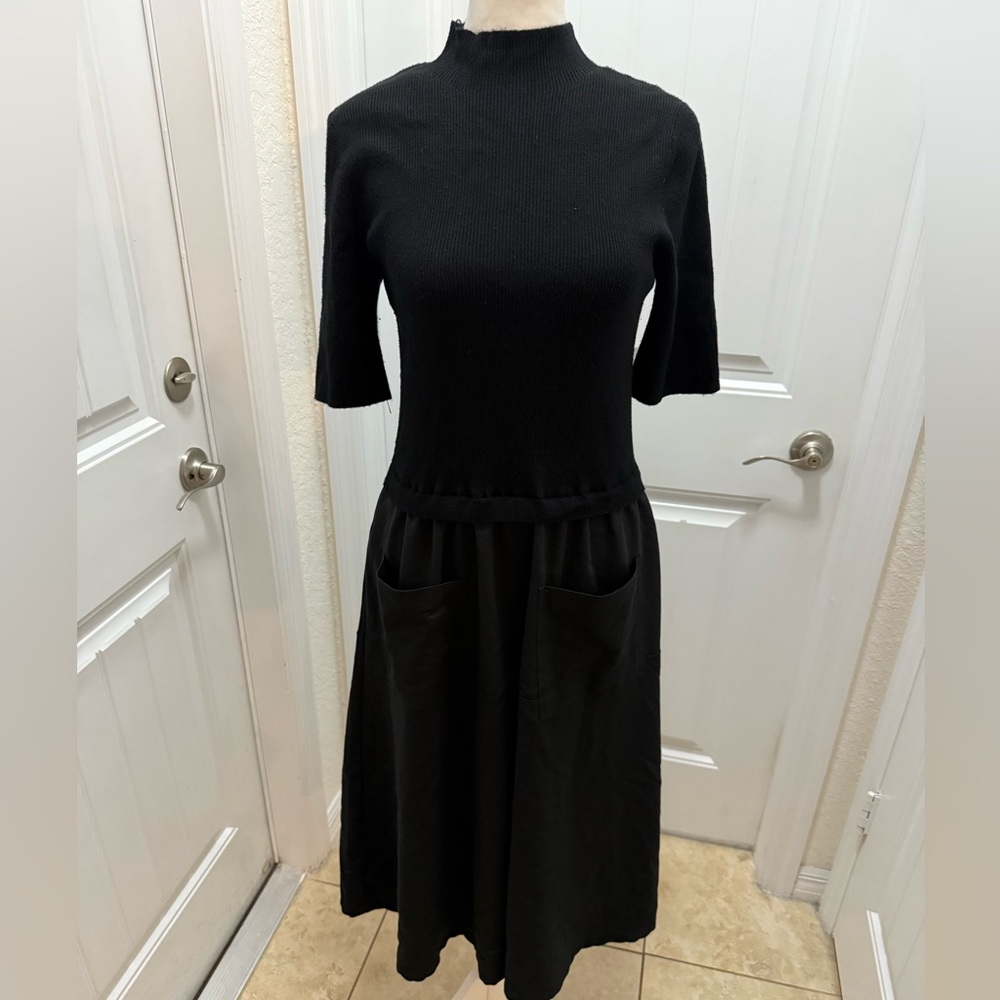 Ellen Tracy Classic Black Midi Dress